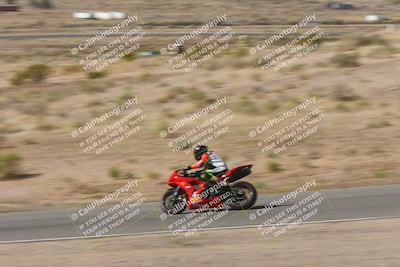 media/Apr-20-2025-AHRMA (Sun) [[393a79c373]]/Race/Group 11 early race/Turn 4b/